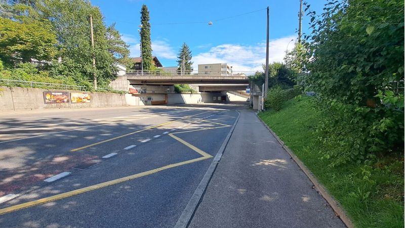 Bushaltestelle Emmenbrücke Kapf